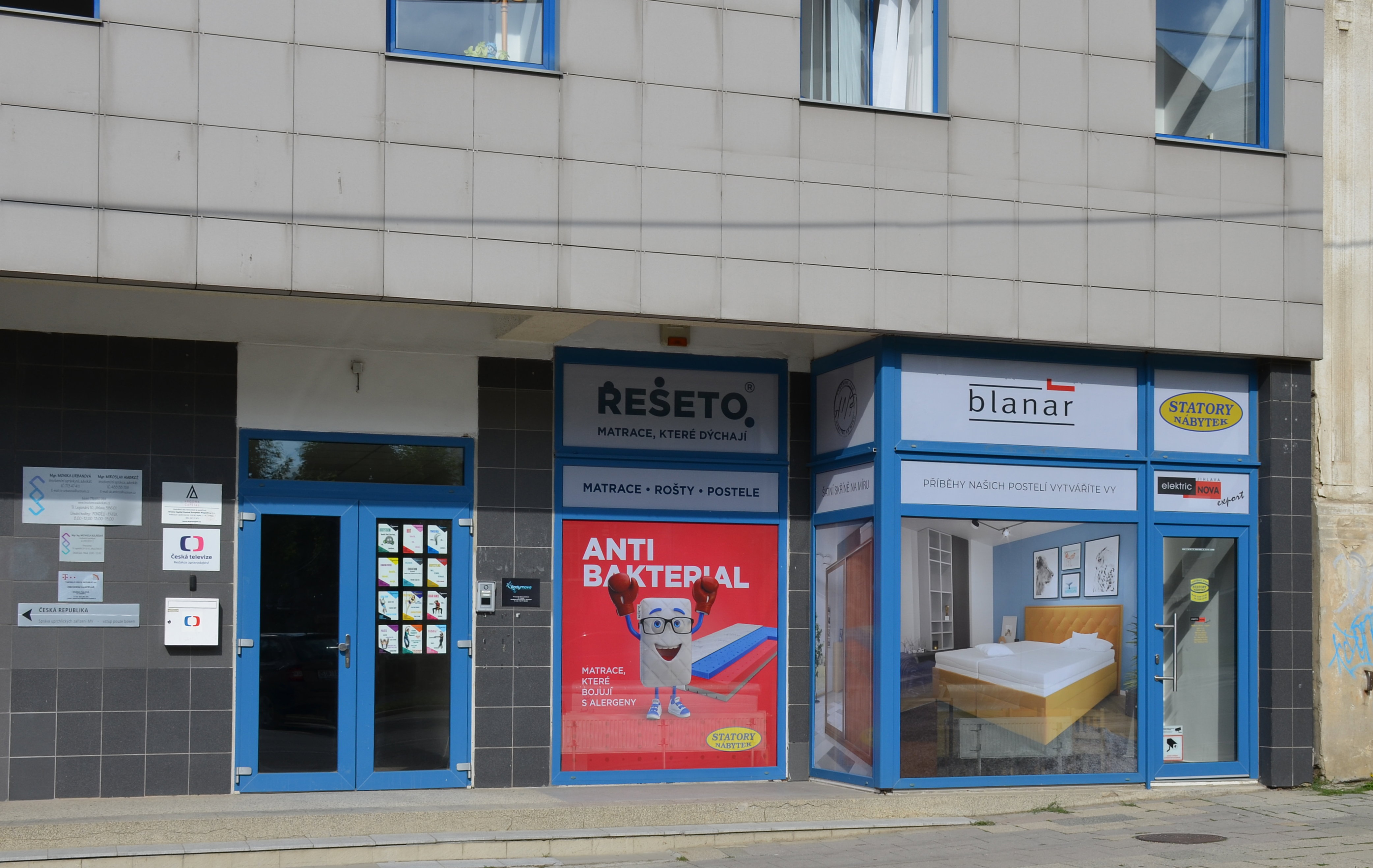 statory- velké fotol.jpg